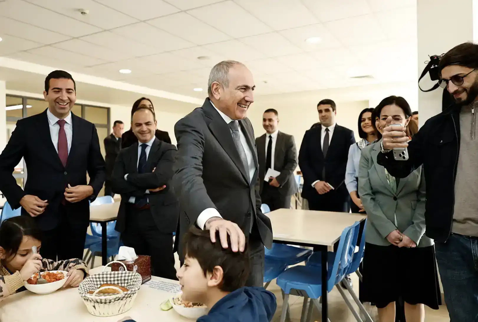  ՀՀ Վարչապետ Նիկոլ Փաշինեանի այցը  AMAA-ի Հիմնադրած՝ «Աւետիսեան» դպրոց (Լուսանկարներ)