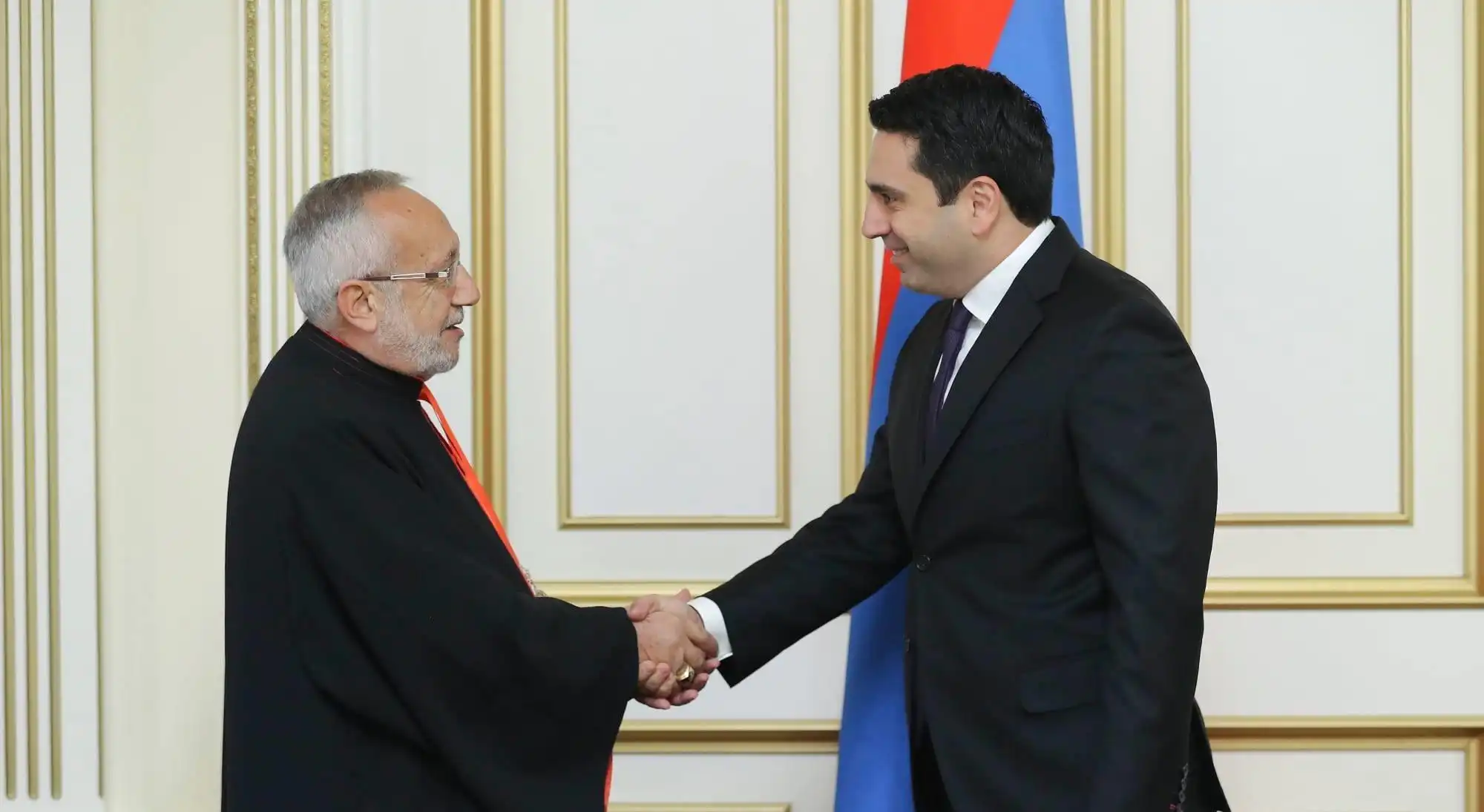 Տ. Ռաֆայէլ Պատրիարք այցելեց Ազգային Ժողով 