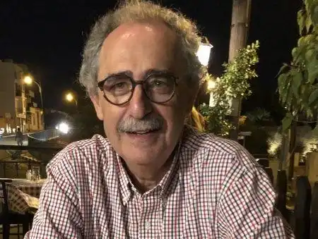 Փոթորիկին Մէջէն…