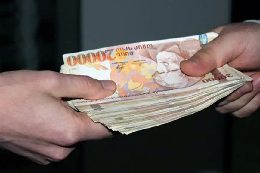 Պատերազմի վիրաւորներուն օգնութեան հասնելու պատրուակով դրամաշորթութեան դէպք 