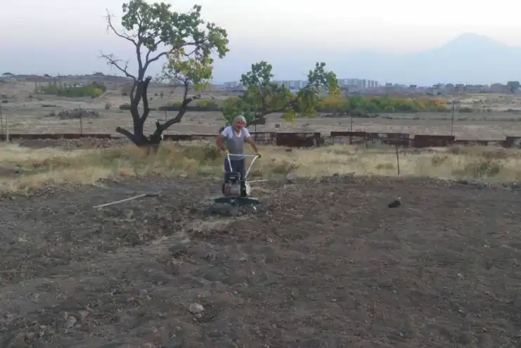   Լիբանանահայ երգիչը ՝ հողին  կարօտով 