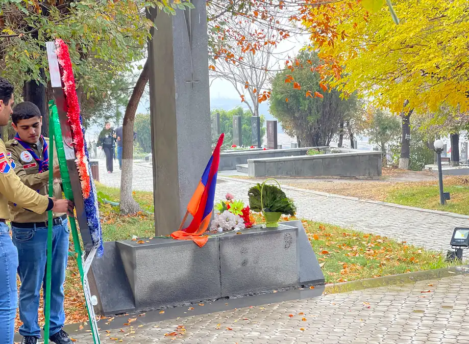   ՀՄԸՄ-ի  Մեծ ընտանիքը յարգեց Արցախեան  պատերազմի նահատակներու  յիշատակը 