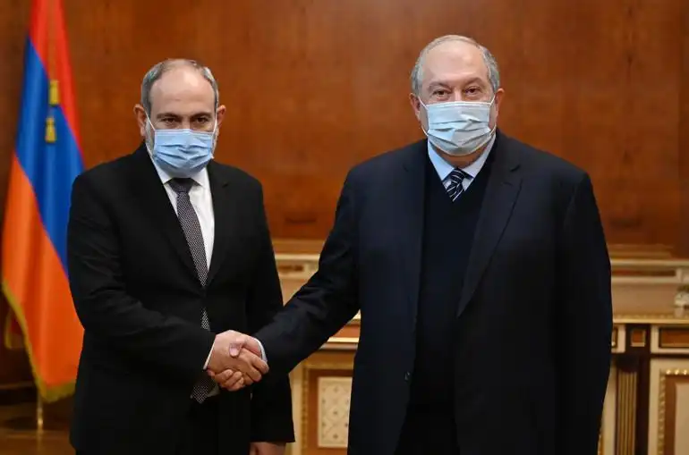 Փաշինեան-Սարգսեան հանդիպում 