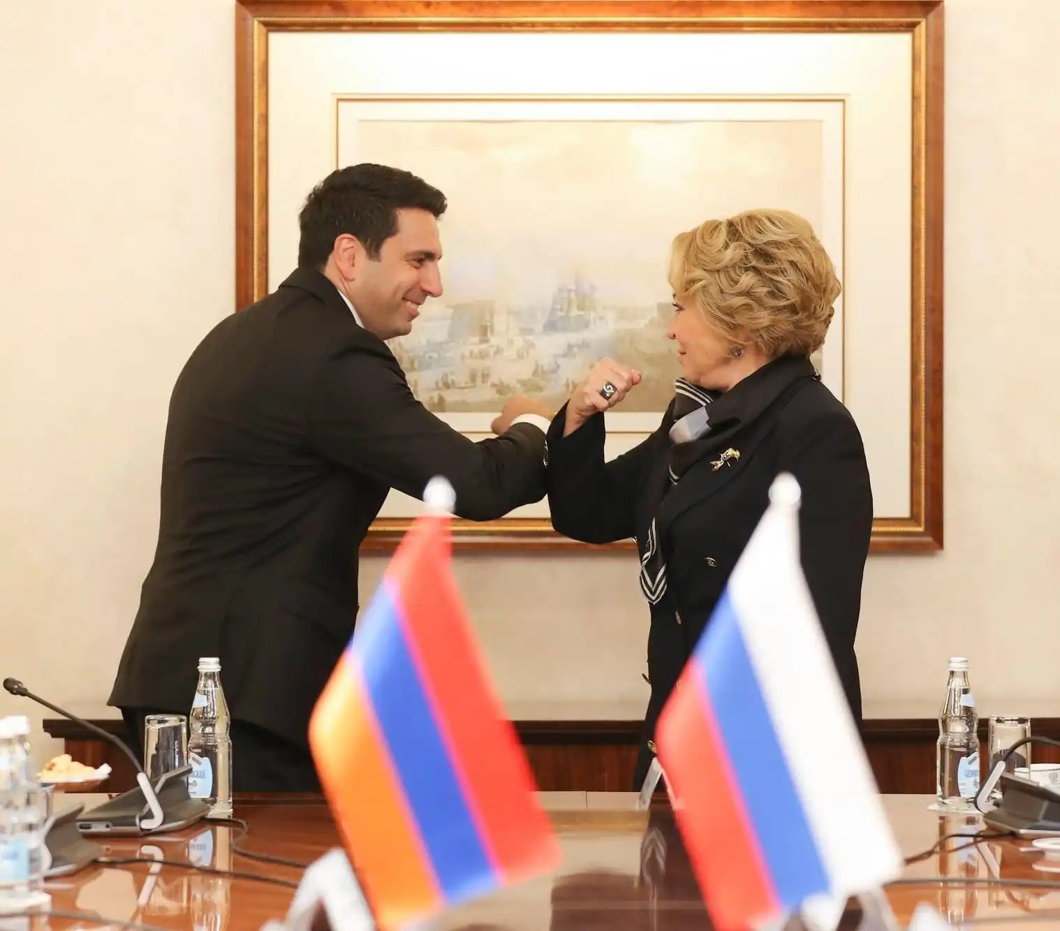 Աշխատինք յանուն Ռուսիոյ եւ Հայաստանի. Ալէն Սիմոնեան