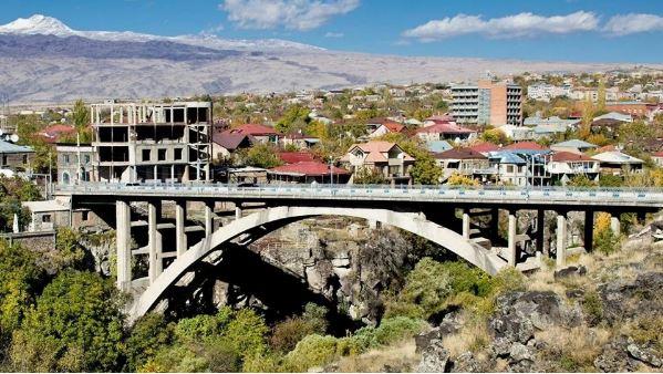Աշտարակի կամուրջին տակ որոնման մէջ եղող 17-ամեայ աղջկայ դիակ գտնուած է 