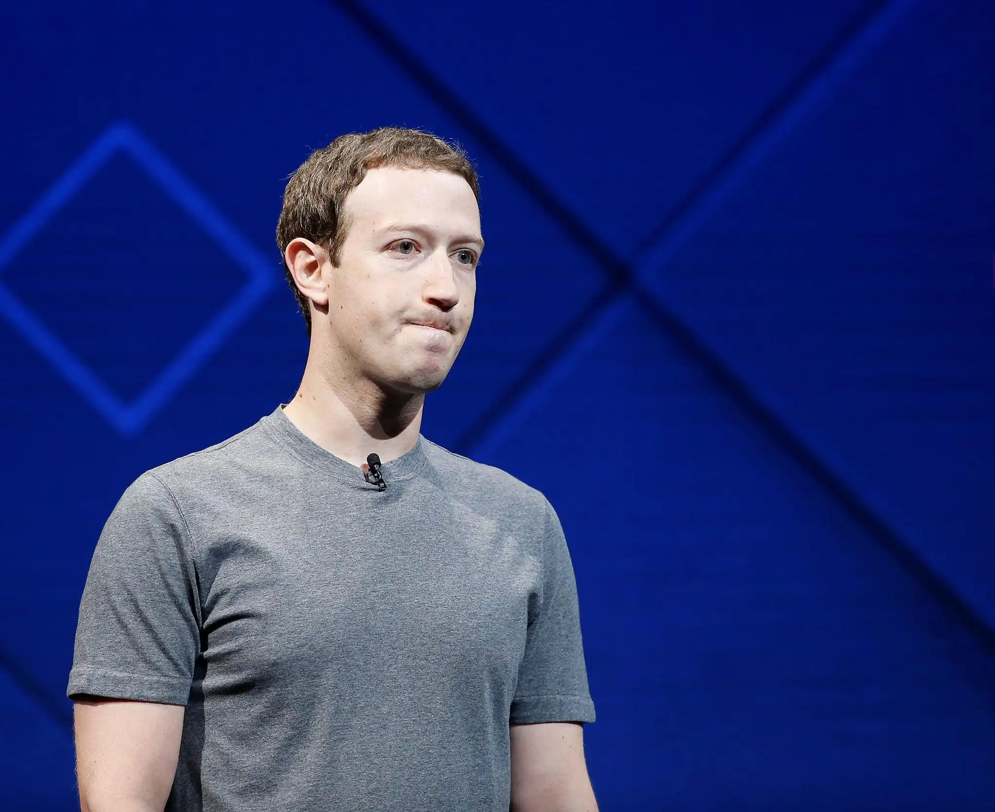 Ֆէյսպուքի հիմնադիր Մարք Ցուքերպըրկ միլիառաւոր տոլարներ վնասեց   