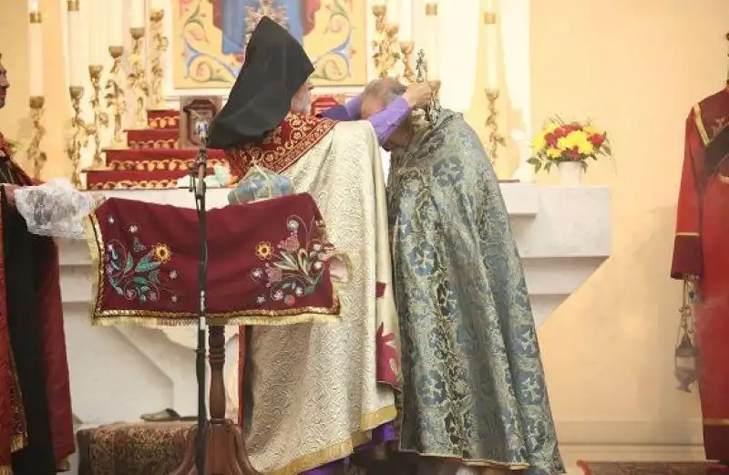 40 Տարուան ծառայութիւն. Արժ. Տ. Վազգէն  քհնյ. Մովսէսեան ի պատուի (Լուսանկար)