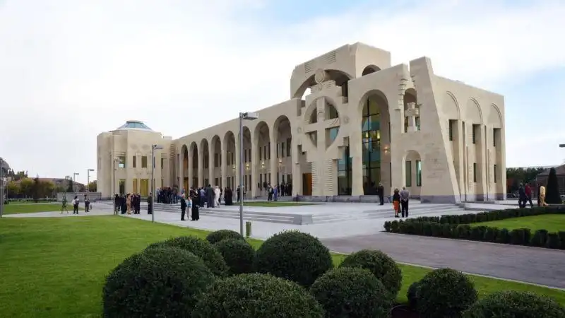 Մայր Աթոռ սուրբ Էջմիածնի «Վաչէ եւ Թամար Մանուկեան» Մատենադարանը պիտի նշէ գործունէութեան տասնամեակը