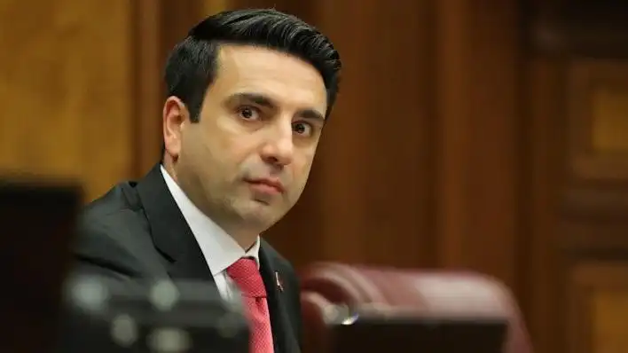 «Անոնք որ չեն մասնակցիր, չպէտք է աշխատավարձ ստանան» Ալեն  Սիմոնեան 