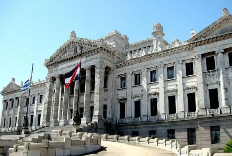 Ուրուկուէյ դատապարտած է Ատրպէյճանի ներխուժումը