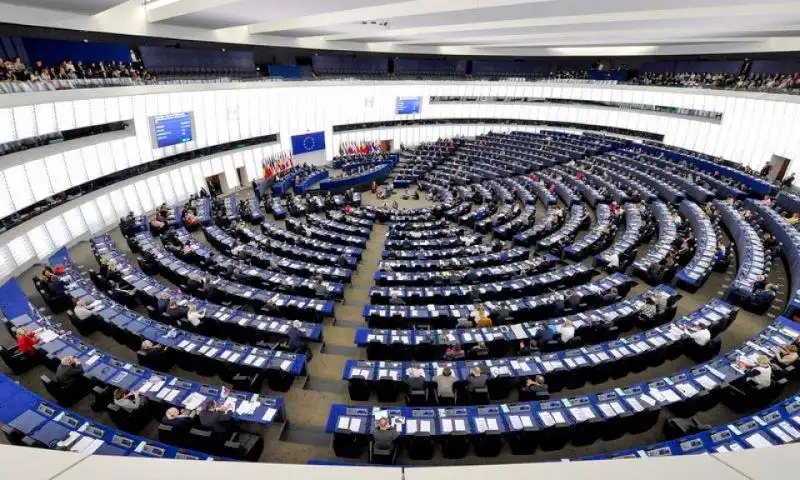 Եւրոխորհրդարանին մէջ պահանջած են Հայաստանի դէմ ռազմական յանցագործութիւններու անկախ հետաքննութիւն