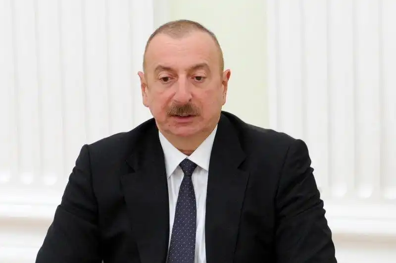 Խաղաղութեան  պայմանագրի  պատրաստութեան մասին. Ալիեւ 