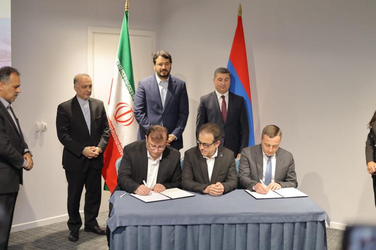 Հայաստան եւ  Իրան ստորագրեցին «Հիւսիս-հարաւ»ի Ագարակ-Քաջարան ճանապարհի շինարարութեան պայմանագիրը