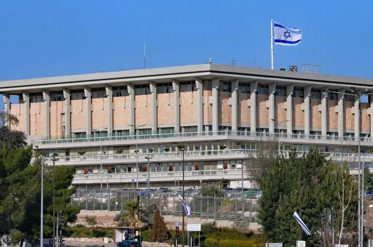 Իսրայէլ իր քաղաքացիներուն կոչ ըրած է անյապաղ լքելու Եգիպտոսն ու Յորդանանը