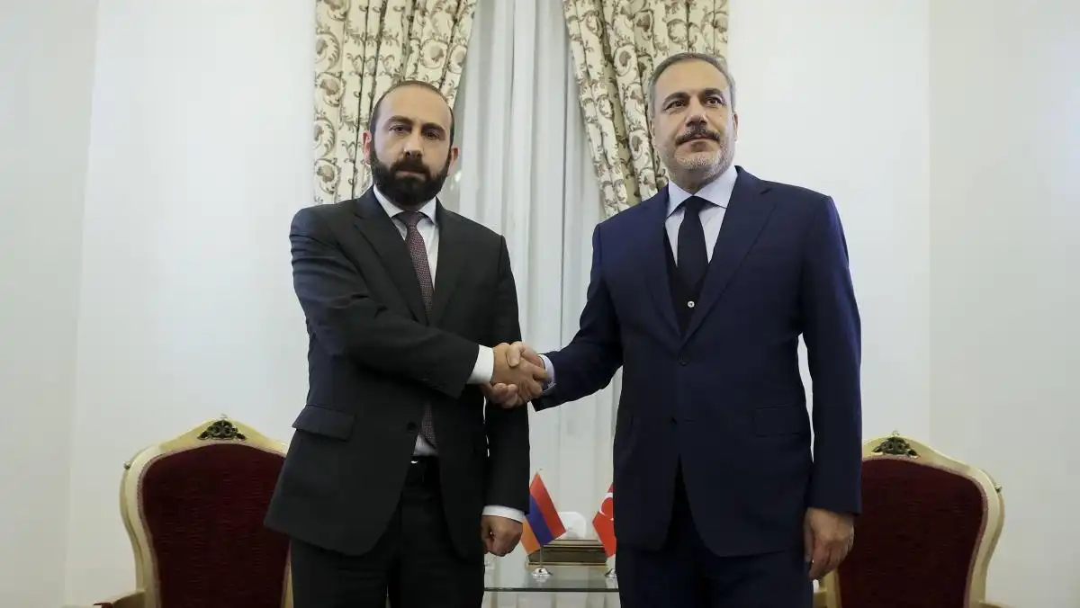 Թուրքիոյ եւ Հայաստանի արտաքին գործոց նախարարները հանդիպած են 