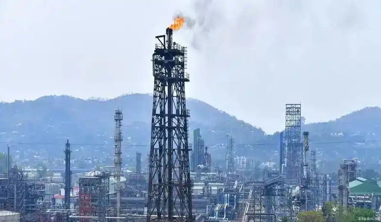 Հնդկաստանի խոշորագոյն նաւթային ընկերութիւնը կրկին նաւթ կը գնէ Ռուսիայէն. Reuters