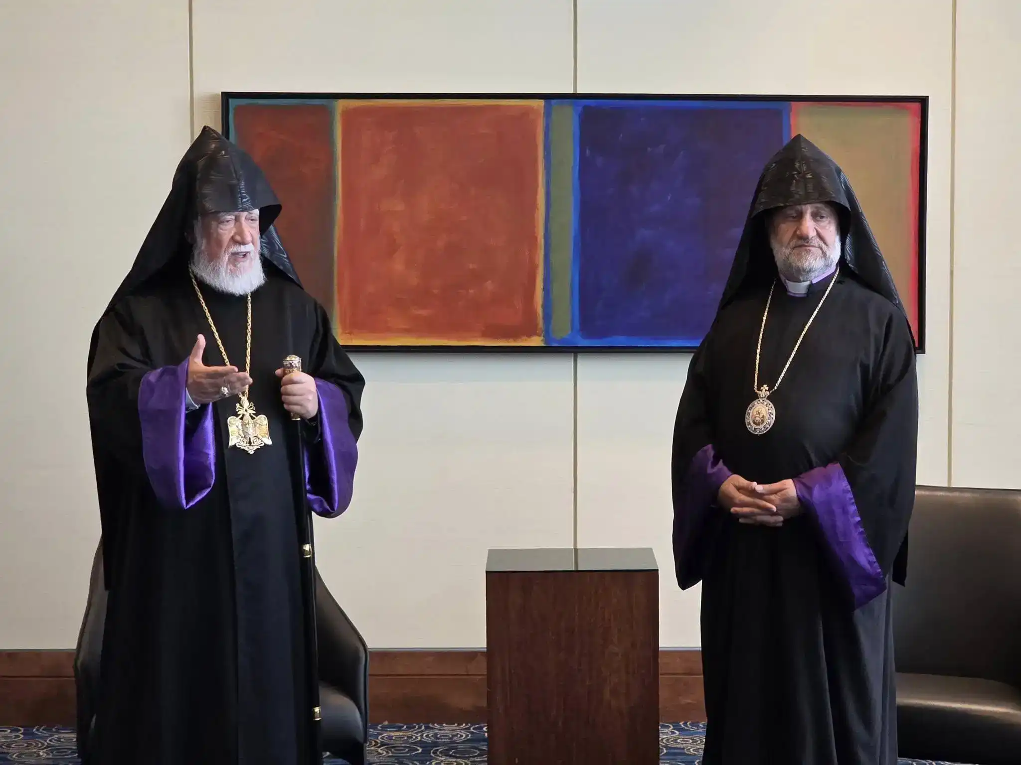 Ընթացք առաւ Մեծի Տանն Կիլիկիոյ Ն.Ս.Օ.Տ.Տ. Արամ Ա. Վեհափառ Հայրապետի հովուական այցը՝ Գանատա.Վեհը ժամանած է Մոնթրէալ 