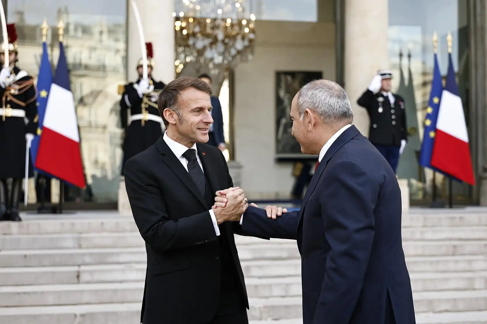 «Ֆրանսայի անվերապահ աջակցութիւնը՝ Հայաստանին». Մաքրոն այդ մասին յայտնած է Փաշինեանի հետ հանդիման