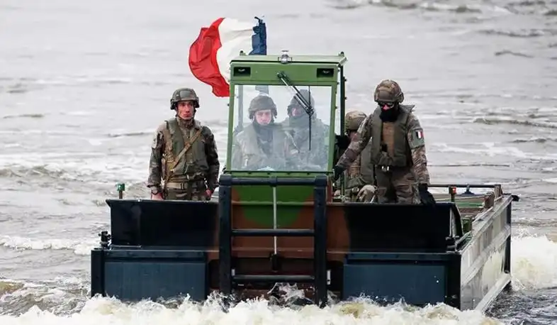 Ֆրանսան կը պատրաստուի մօտ 2000 զինուոր տեղակայել Ուքրանիոյ մէջ. Ռուսիոյ Արտաքին հետախուզութեան ծառայութիւն