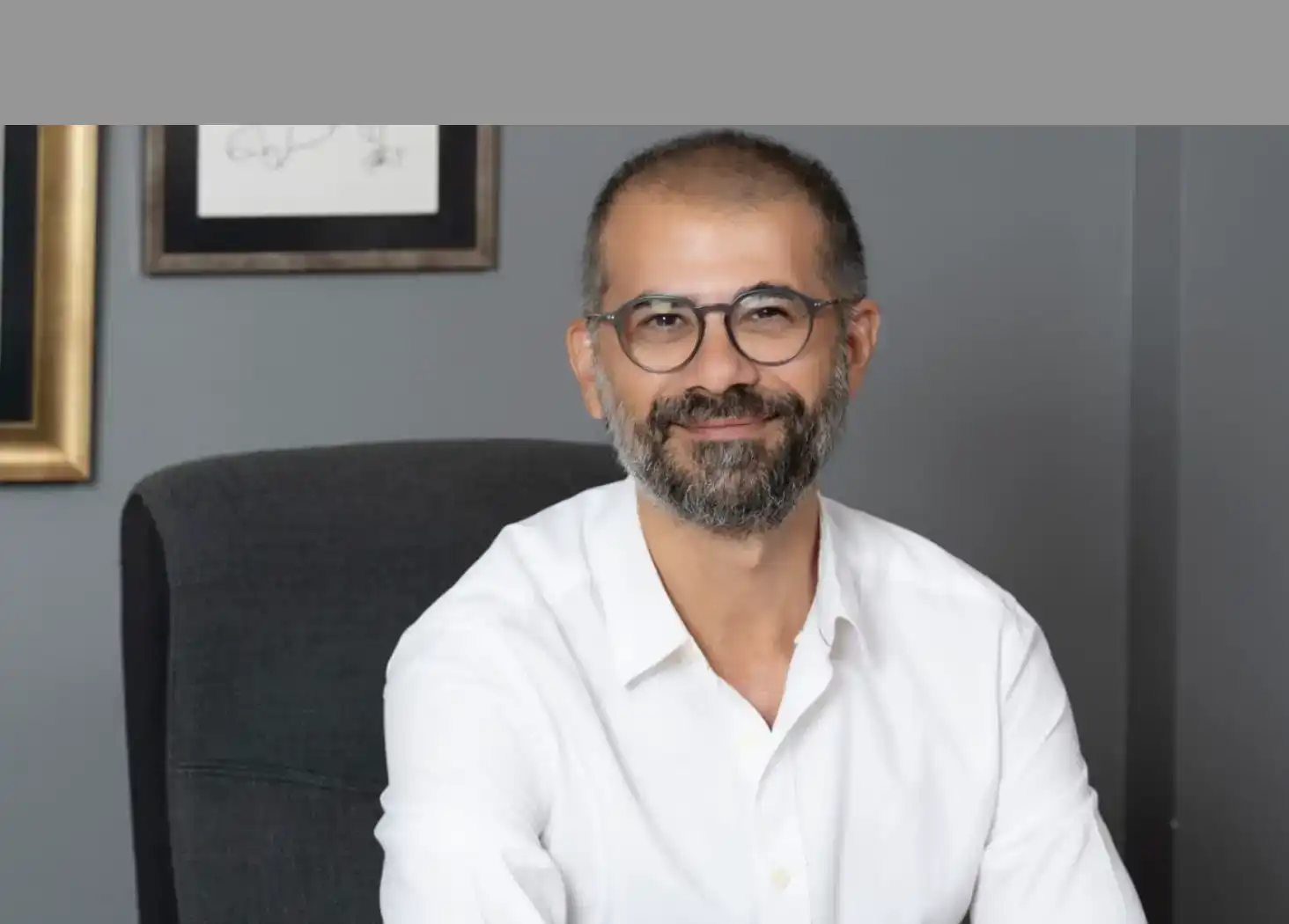 Պոլսահայ գրողին՝ արժանի մրցանակ. Ռոպէր Քոփթաշ տիրացած է «Աթիլլա Իլհան» գրական մրցանակին 