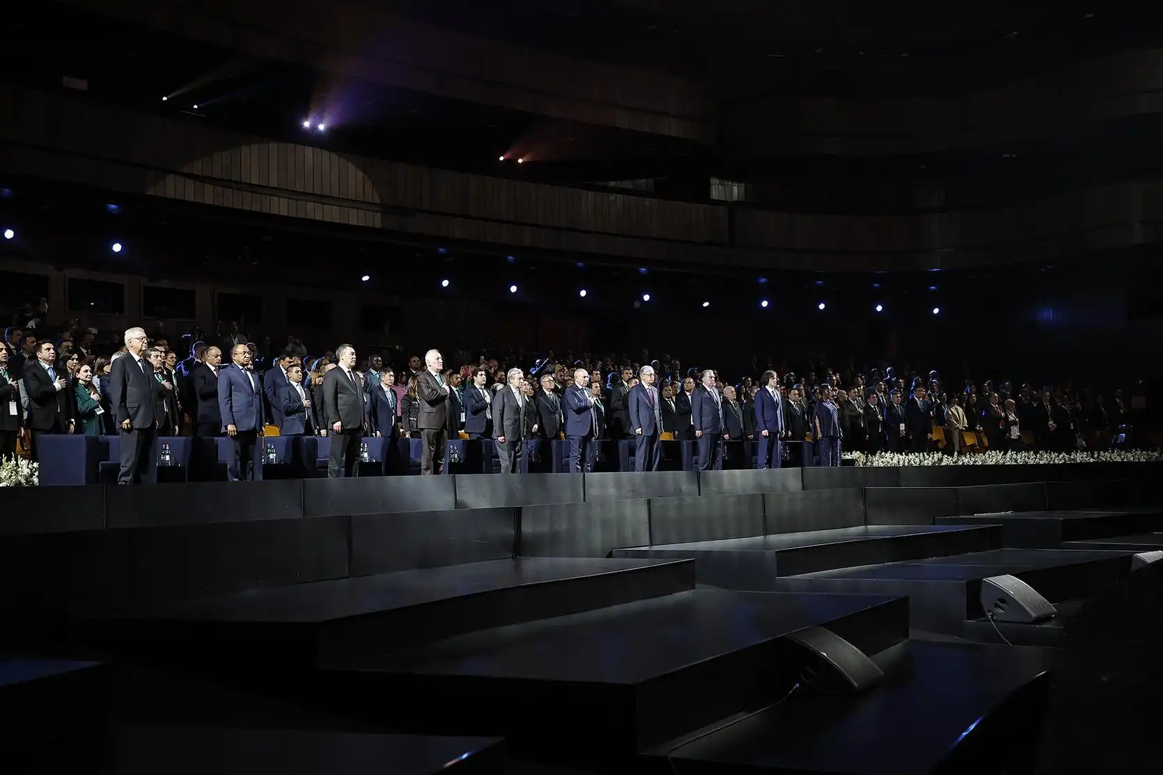 Երեւան. COP17–ի շրջածիրէն ներս Առաջնորդներու գագաթնաժողովի բացման արարողութիւնը