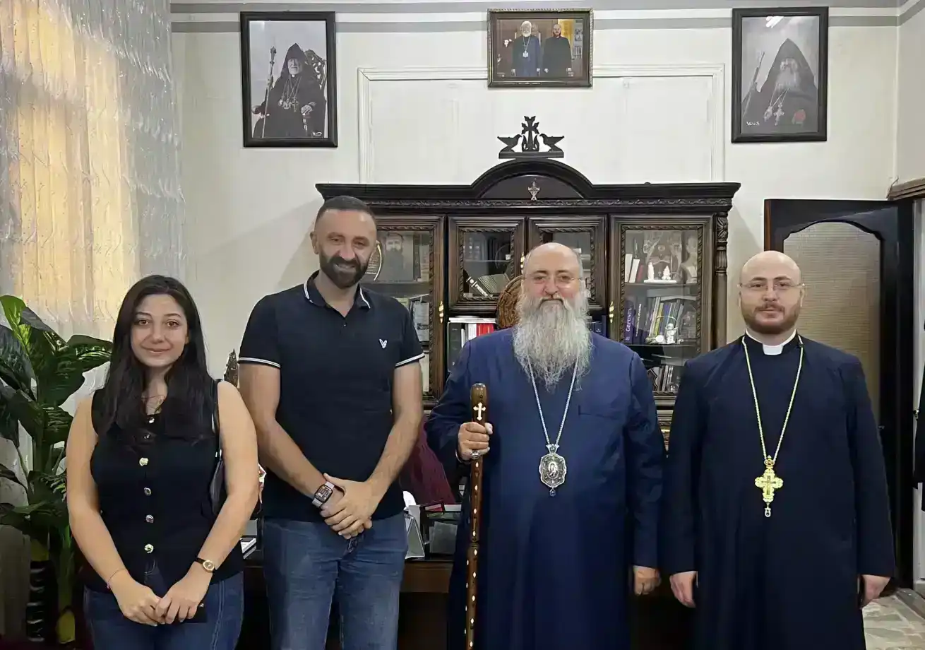 Գերշ. Տ. Մակար արք. ընդունեց «SALT» բարեսիրական կազմակերպութեան պատասխանատուն