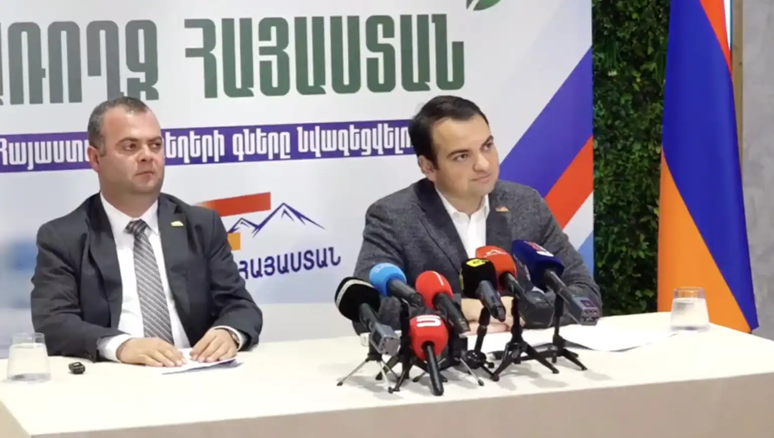 Հայաստանի մէջ դեղերը շատ աւելի թանկ են, քան հարեւան բոլոր երկիրներուն մէջ. «Ուժեղ Հայաստանի» ծրագիրի միջոցով դեղերու գիները պիտի նուազին 