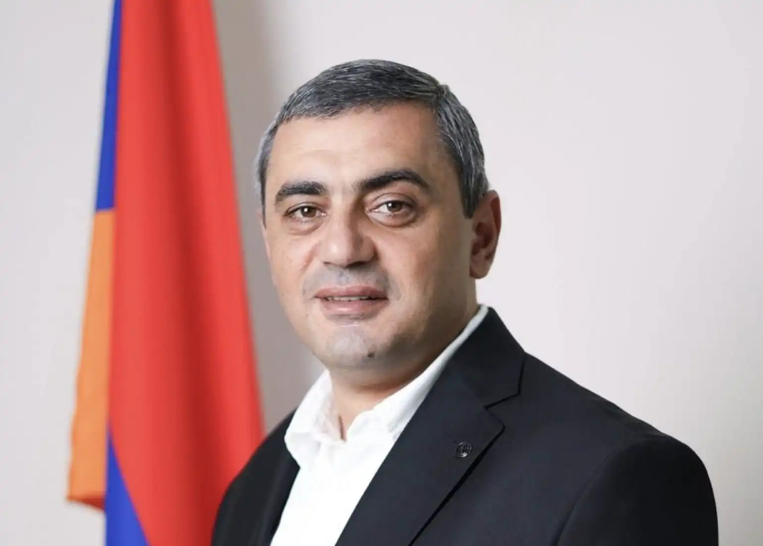 Ստեփանաւանի մէջ ձերբակալուած է «Ուժեղ Հայաստան»ի համայնքապետի թեկնածու՝ Արսէն Յովսէփեան