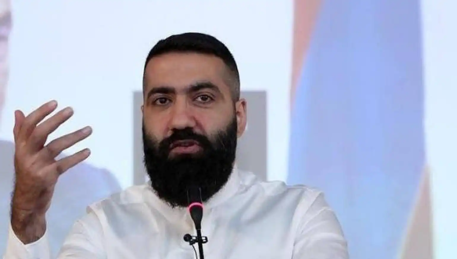 Արթուր Դանիէլեան ձերբակալուեցաւ 