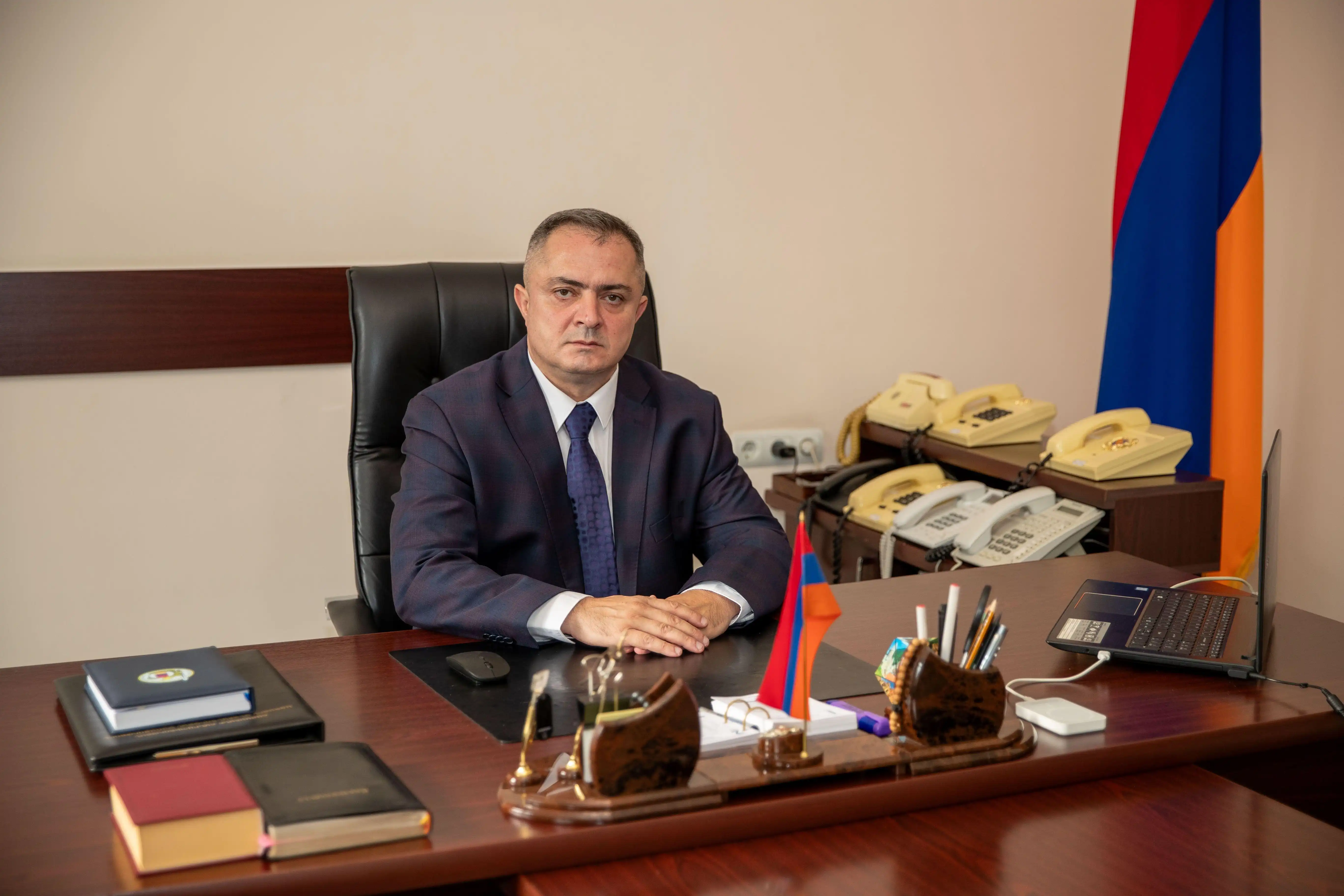 Դաւիթ Սանամեանն ազատուած է ԱԱԾ փոխտնօրէնի պաշտօնէն