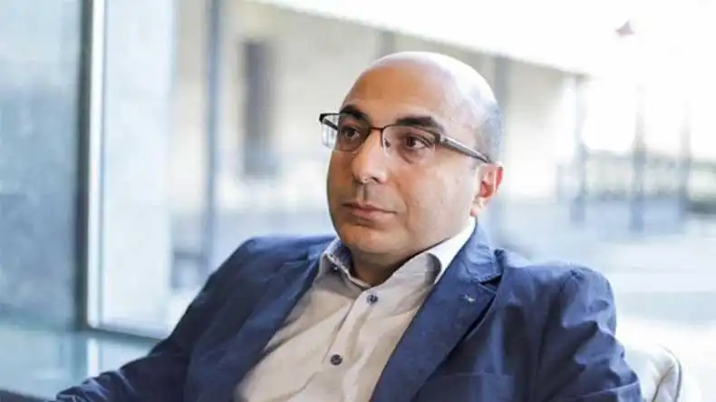 Հայաստանի մէջ պառակտումի սեմին ենք. Հրապարակախօս 