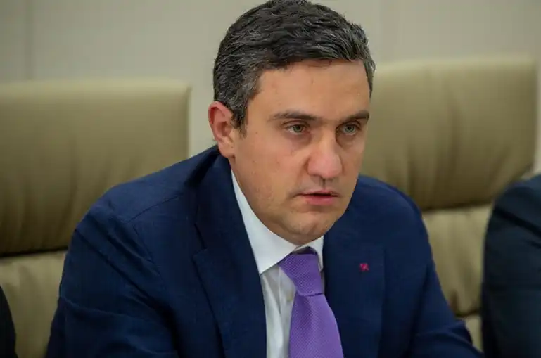 Պատերազմի գծով մեծ հարցադրումներ կան. Արթուր Ղազինաեն 