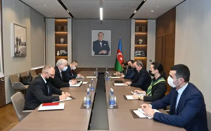 Պաքուի մէջ. Ռուս յատուկ բանագնացի հանդիպումը Պայրամովին հետ 