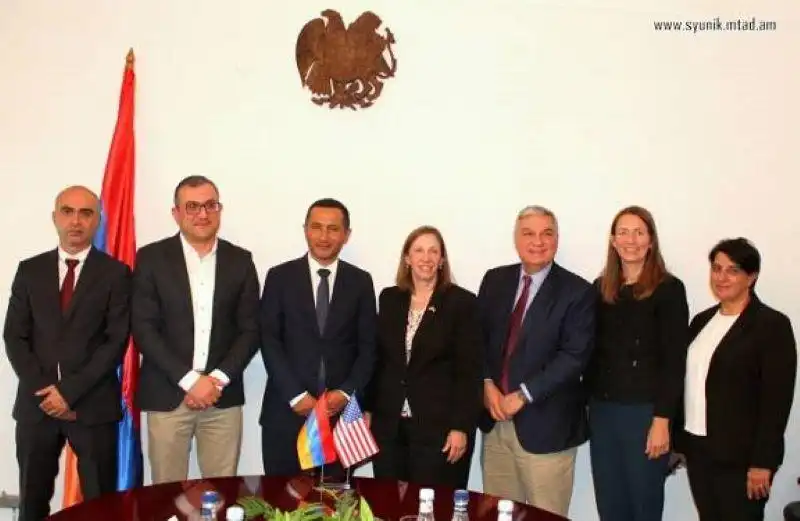 ԱՄՆ Դեսպանը  այցելած է  Սիւնիք