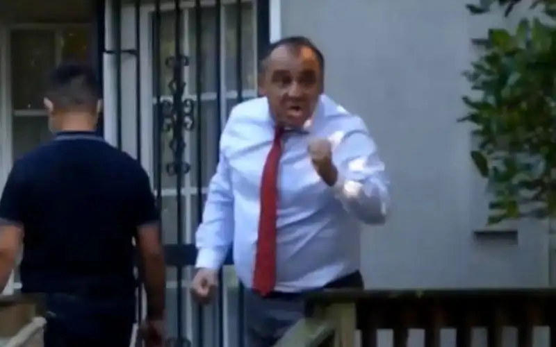 Ամերիկայի մէջ Ատրպէյճանի դեսպանը հունէն դուրս եկած է (Տեսանիւթ)