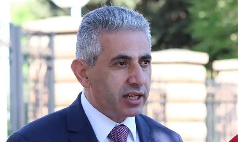 Ըստ Էտգար Ղազարեանի  իշխող կուսակցութեան համար Փաշինեանն անփոխարինելի է 