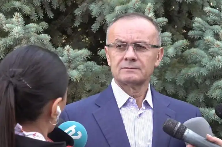 «Գնանք մաս կազմե՞նք Հայաստանի յանձնելուն»․ Սէյրան Օհանեանը՝ իշխանութեան հետ երկխօսելու՝ առաջին նախագահի առաջարկին մասին