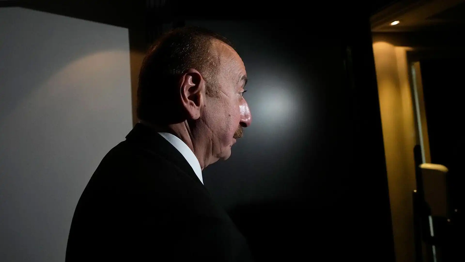 Ալիեւ. Անհրաժեշտ է  խաղաղութեան  պայմանագիր կնքել 