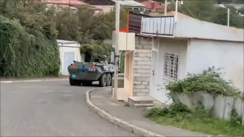 Ատրպէյճանական ուժեր  մօտեցած են Ստեփանակերտի արուարձանին 