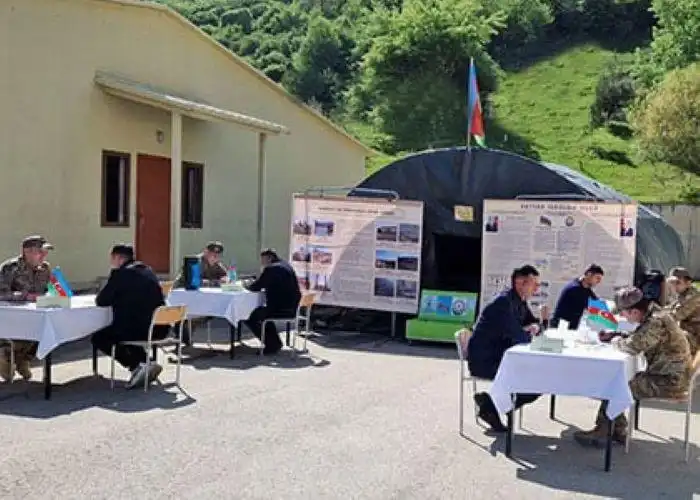 Ատրպէյճանի մէջ. Զինապարտներու վարժանքներ  կը կատարուին