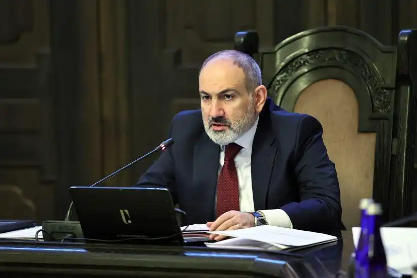  Ատրպէյճանը զօրքեր կը կուտակէ Լեռնային Ղարաբաղի շփման գիծի եւ հայ-ատրպէյճանական սահմանի երկայնքով․ Փաշինեան