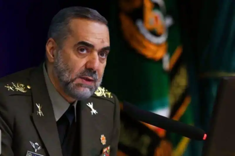 Տարածաշրջանին մէջ պատերազմ  տեղի  պիտի չունենայ. Իրանի Պաշտպանութեան նախարար