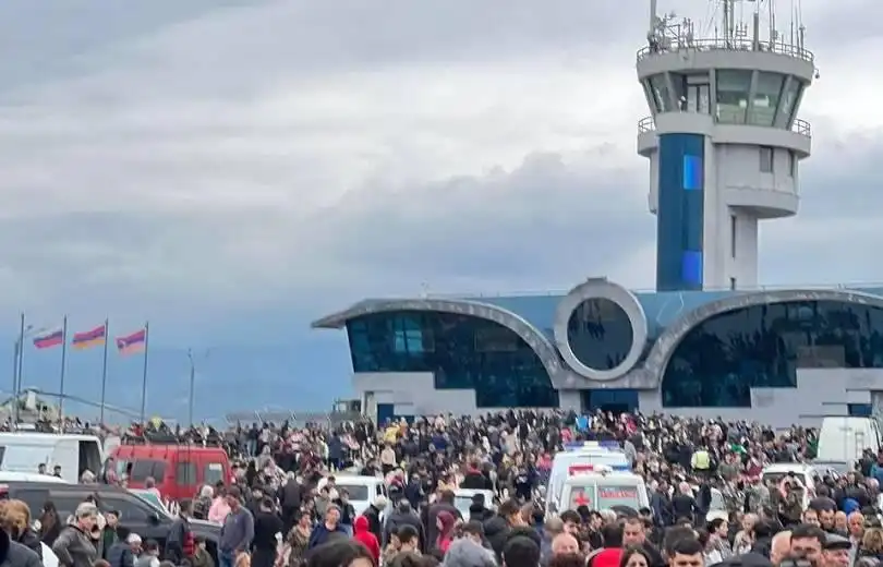 Ստեփանակերտի քաղաքապետարանը դիմած է օդակայանի մօտ հաւաքուած բնակչութեան