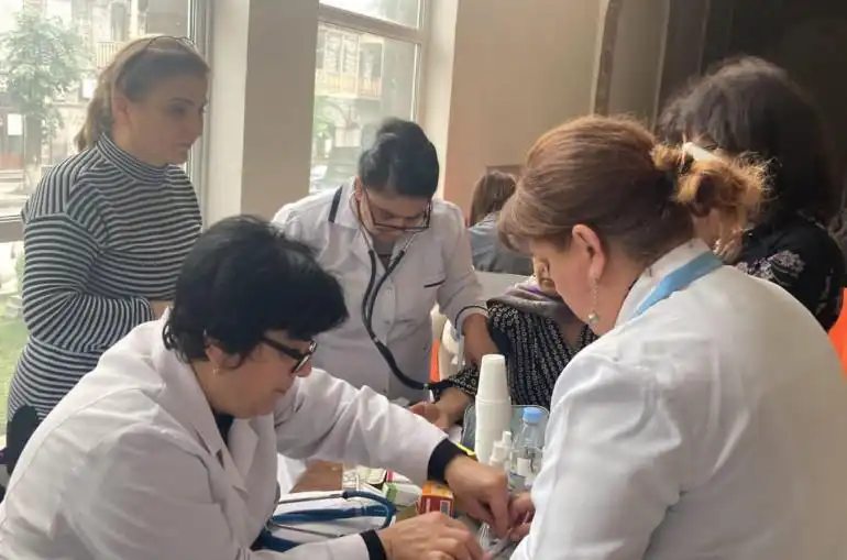 Գորիսի եւ Կոռնիձորի մէջ բժշկական ծառայութիւն մատուցուած է 725 քաղաքացիի, որոնցմէ 355 երեխայ եւ 22 յղի