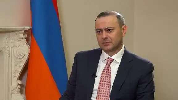 Արմէն Գրիգորեանէն՝ Փութինին  արձագանգ