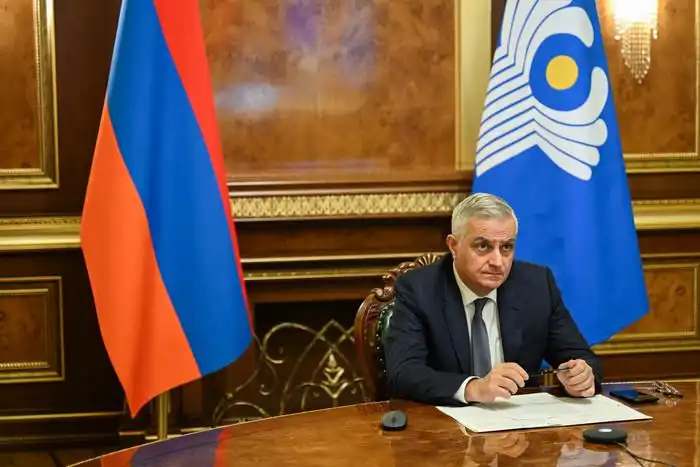 Մհեր Գրիգորեանն Ալի Ասատովին կոչ ըրած է ձեռնպահ մնալու «Զանգեզուրի միջանցք» եզրոյթի օգտագործումէն