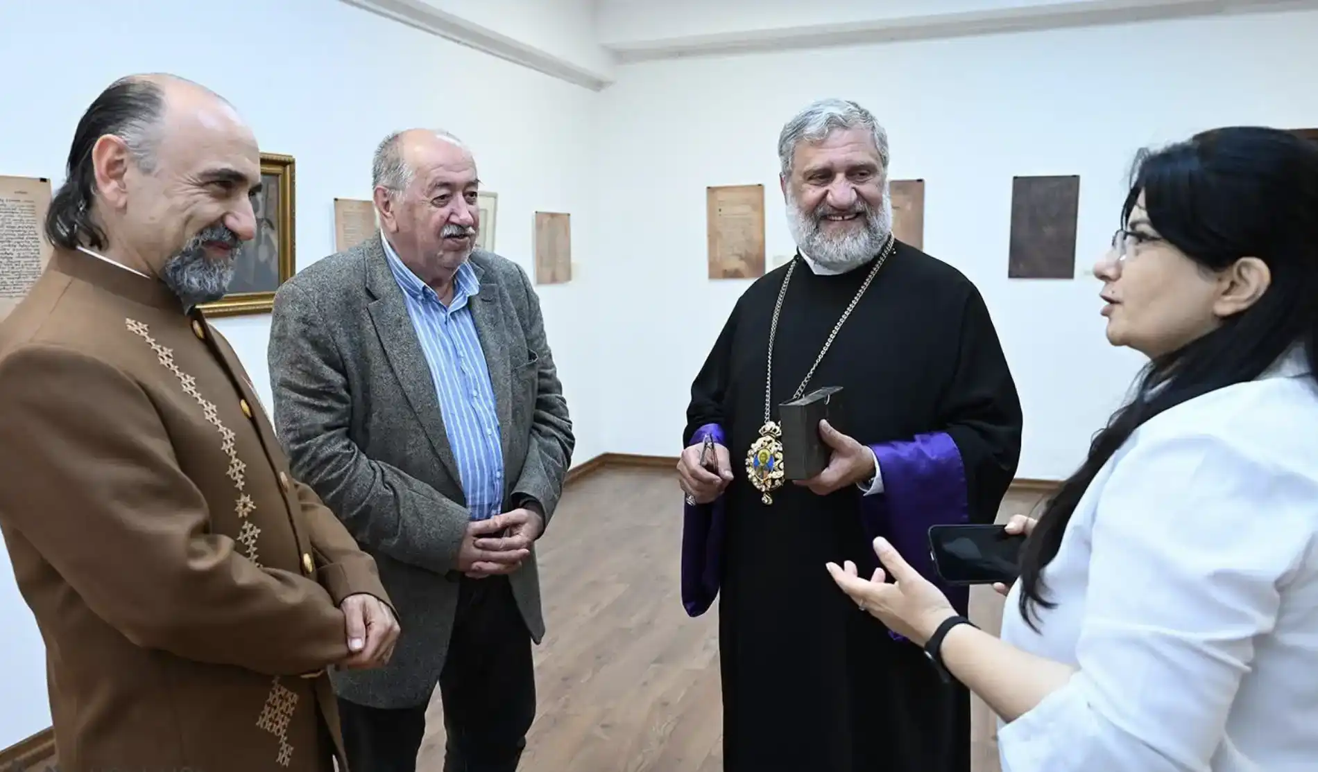 «Գրիգորի Նարեանից Վանականի Մատեան Ողբերգութեան գրիչ՝ Սայեադ Նովայ» գիրքի նմանահանութեան շնորհանդէս Երեւանի մէջ (Լուսանկարներ) 