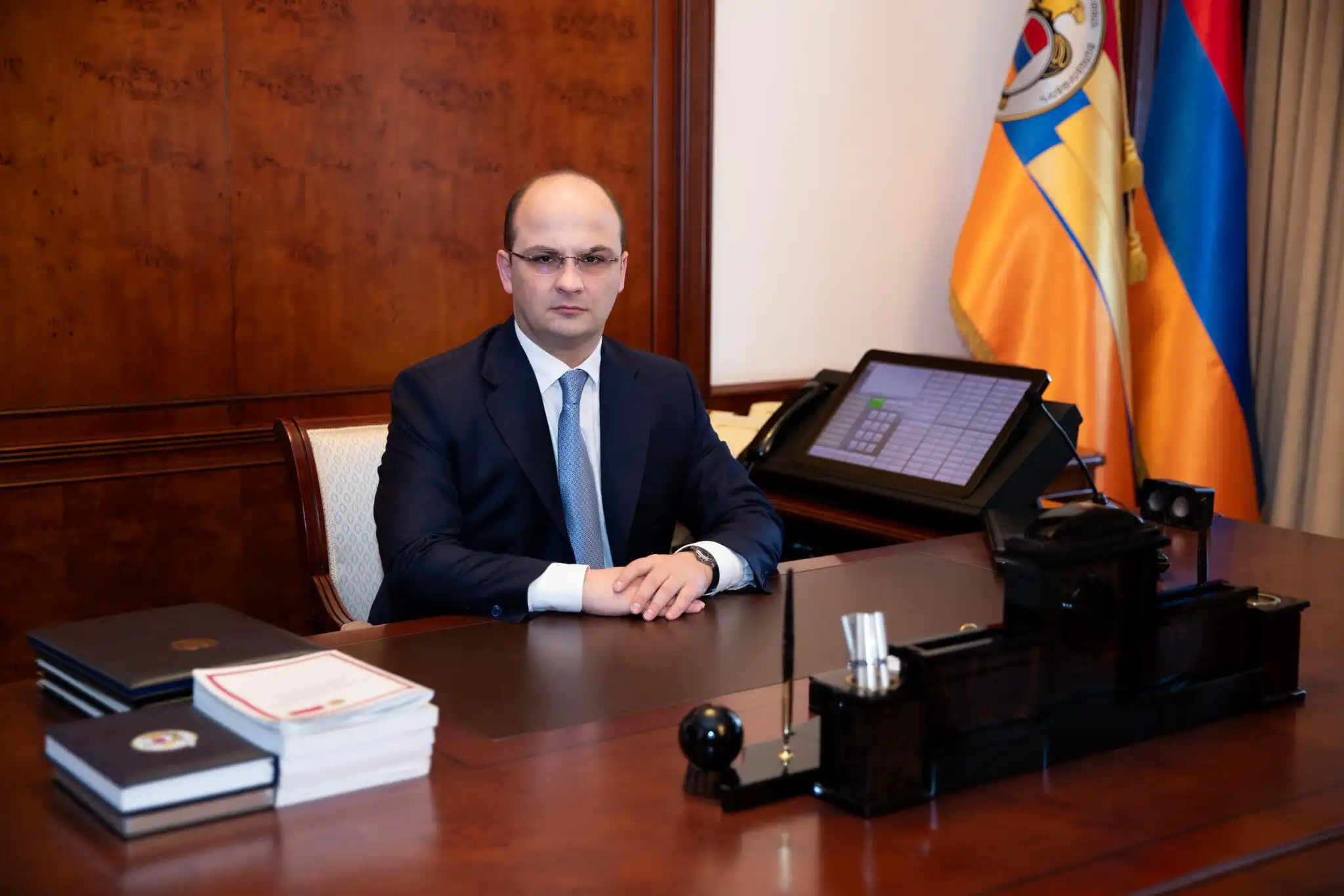 Հայաստանի ԱԱԾ տնօրէնը մեկնած է Պաքու