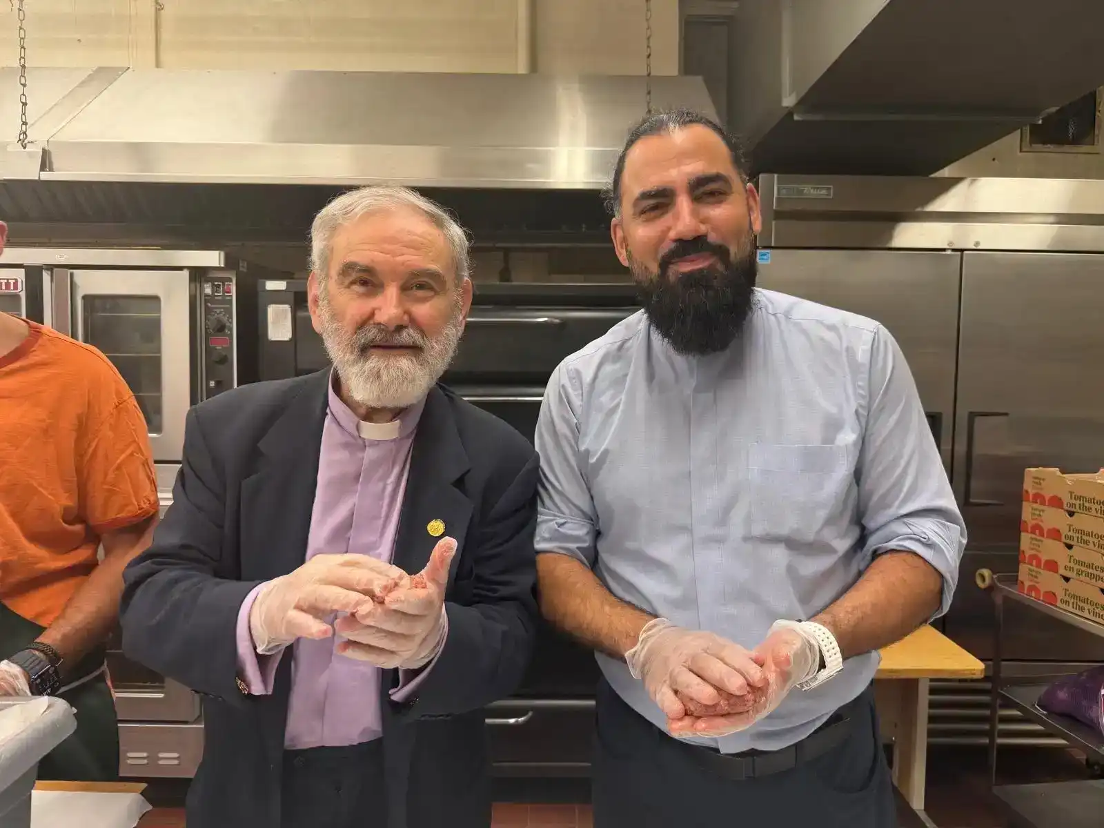 Գերշ. Տ. Անուշաւան Արք. այցելեց Ուոթըրթաունի Ս. Ստեփանոս եկեղեցի եւ օրհնեց երիտասարդներու ու կամաւորներու ծառայութիւնը