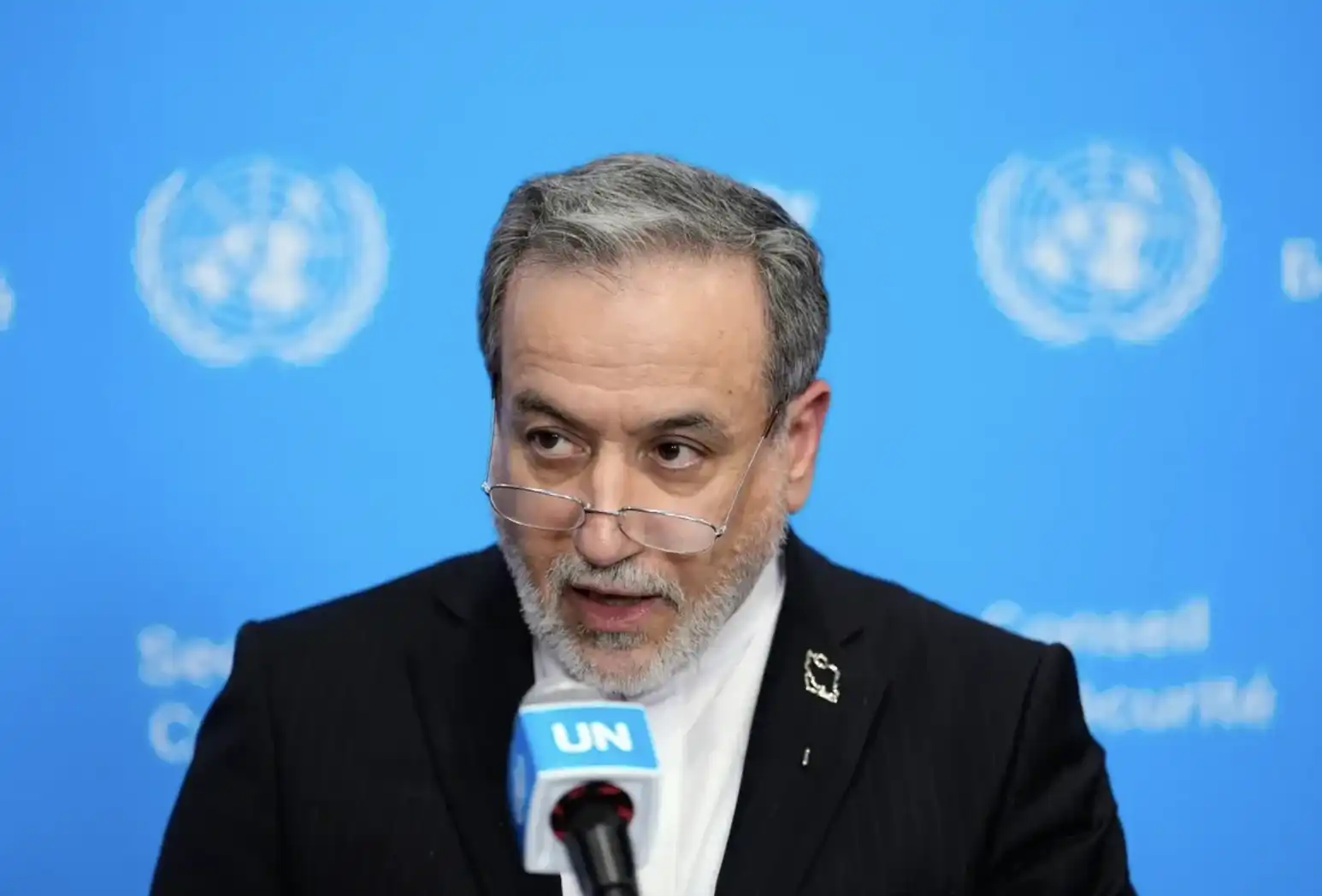 Իրան բանակցութիւններ վարած է քաթարցի միջնորդներու հետ.Արաքչի